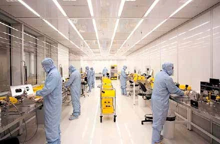 Clean rooms and controlled environments aspirating smoke detection application